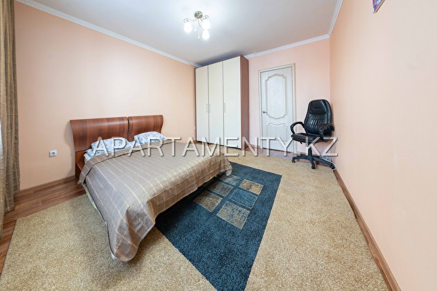 2-room apartment for a day, Pavlodar