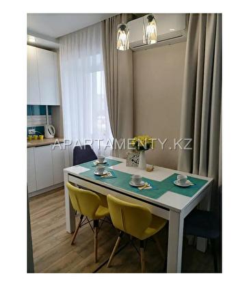 3-room apartment, 38B Sankibay Batyr Str.