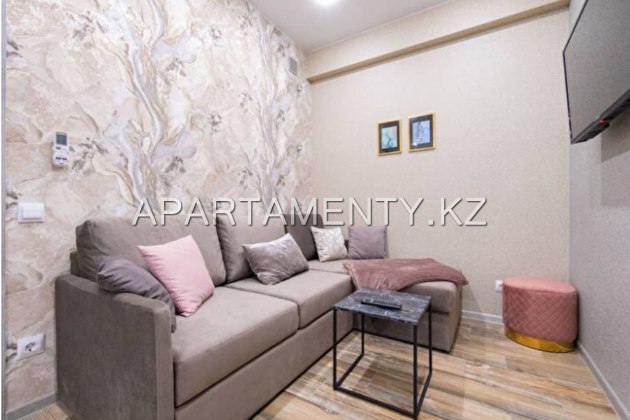 3-room apartment for daily rent in Aktobe