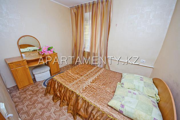 2-room apartment for daily rent, 39 Gogol street