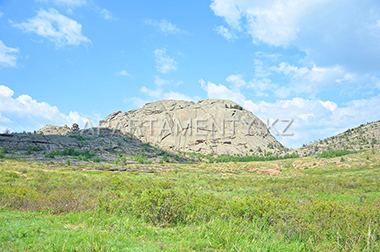 "Bun" mountaun in Bayanaul