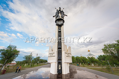 Памятник первостроителей в Жезказгане
