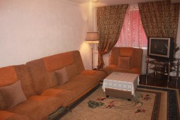 2-bedroom apartment daily