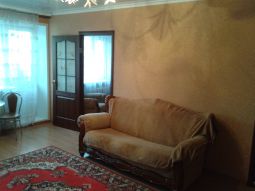 2-комнатная  квартира посуточно, Абая 160