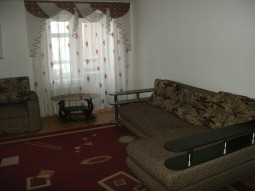 2-bedroom apartment daily