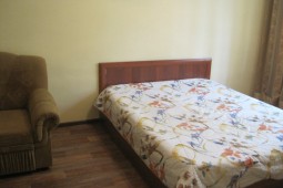 Однокомнатная квартира на сутки, Крупская