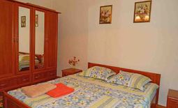 2-bedroom apartment daily