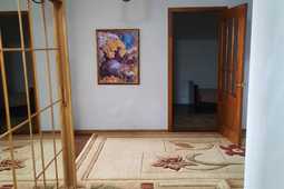 3-room apartment for rent, Satpaeva str., 5 B