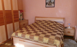 Luxury one-bedroom apartment