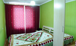 2 bedroom apartment for rent, st. Abdirov
