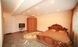 Уютная квартира посуточно Алис 22