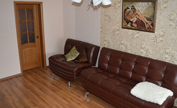 2-комнатная  квартира на сутки, центр