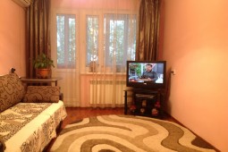 Двухкомнатная квартира посуточно в Уральске