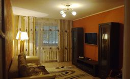 2-roomed apartment by the day in the center