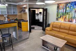 3 roomed apartment by the day,  Protozanov St .111