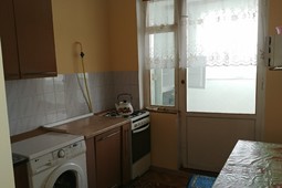 3-комнатная квартира посуточно, мкр. 26 д. 31