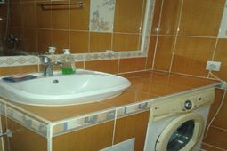 1-комнатная квартира посуточно, ул. Усербаева 19