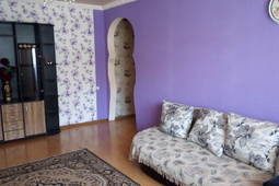 2-roomed apartment by the day, Abay str., 196