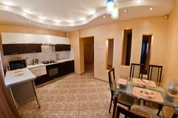 3-roomed apartment by the day, 12 md.