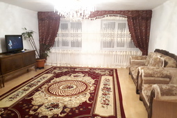 3-room apartment, Toraygyrov St. 66