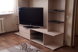 2-комнатная квартира посуточно на Ерубаева 49