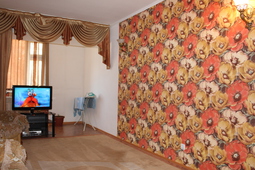 2-комнатная квартира посуточно, 4 мкр.