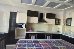 4-room apartment for daily rent in Aktobe, 11 mkr