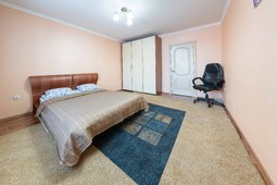 2-комнатная квартира на сутки, Павлодар