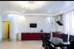 3-комнатная квартира посуточно в 11 мкр.