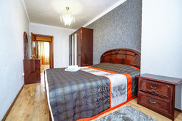3-комнатная квартира посуточно, ул. Сыганак