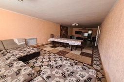 7-комнатный коттедж посуточно в Боровом