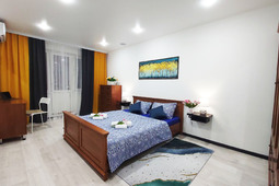 2-комнатная квартира посуточно в центре