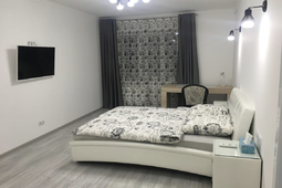 1-комнатная квартира посуточно, Батыс 2