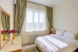 2-комнатная квартира посуточно в 17 мкр.