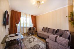 Уютная двухкомнатная квартира по суткам