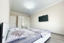 1-room apartment for daily rent, Batys-2