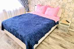 1-комнатная  квартира посуточно в 4 мкр.