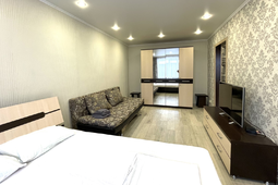 1-room apartment, International 75