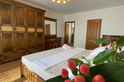 3-комнатные апартаменты в Актау посуточно, 14 мкр.