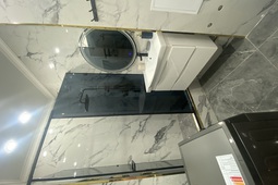 2-комнатная квартира ЛЮКС, Караганда