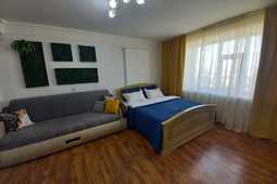 3-room apartment for daily rent in Aktobe