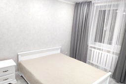 2-комн. квартира посуточно, ул. Революция д. 55