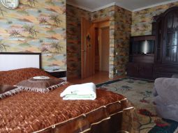 2-room apartment for daily rent in the center