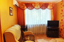 Однокомнатная квартира на сутки Евролюкс