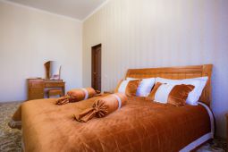 BOUTIQUE HOTEL TOMIRIS