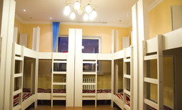 Хостел "Qhostel"